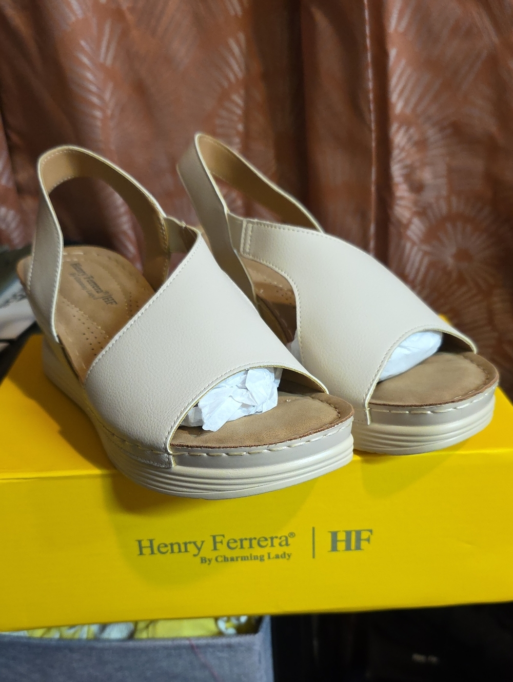 Henry Ferrera Cream Slingback Wedge Sandals NWT